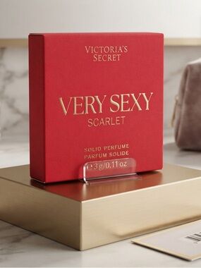 Victoria's Secret Very Sexy Scarlet Solid Perfume ~3g